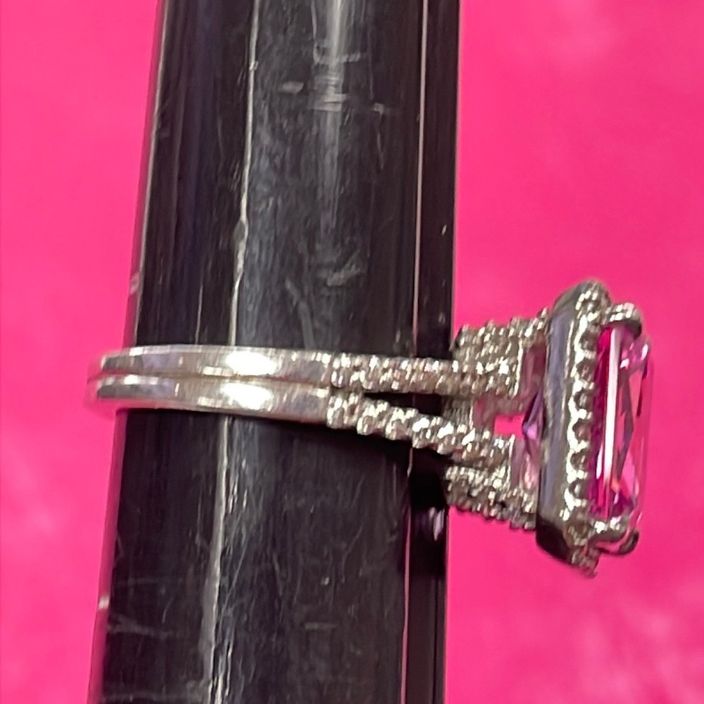 Pink Topaz Ring - Picture 7 of 13
